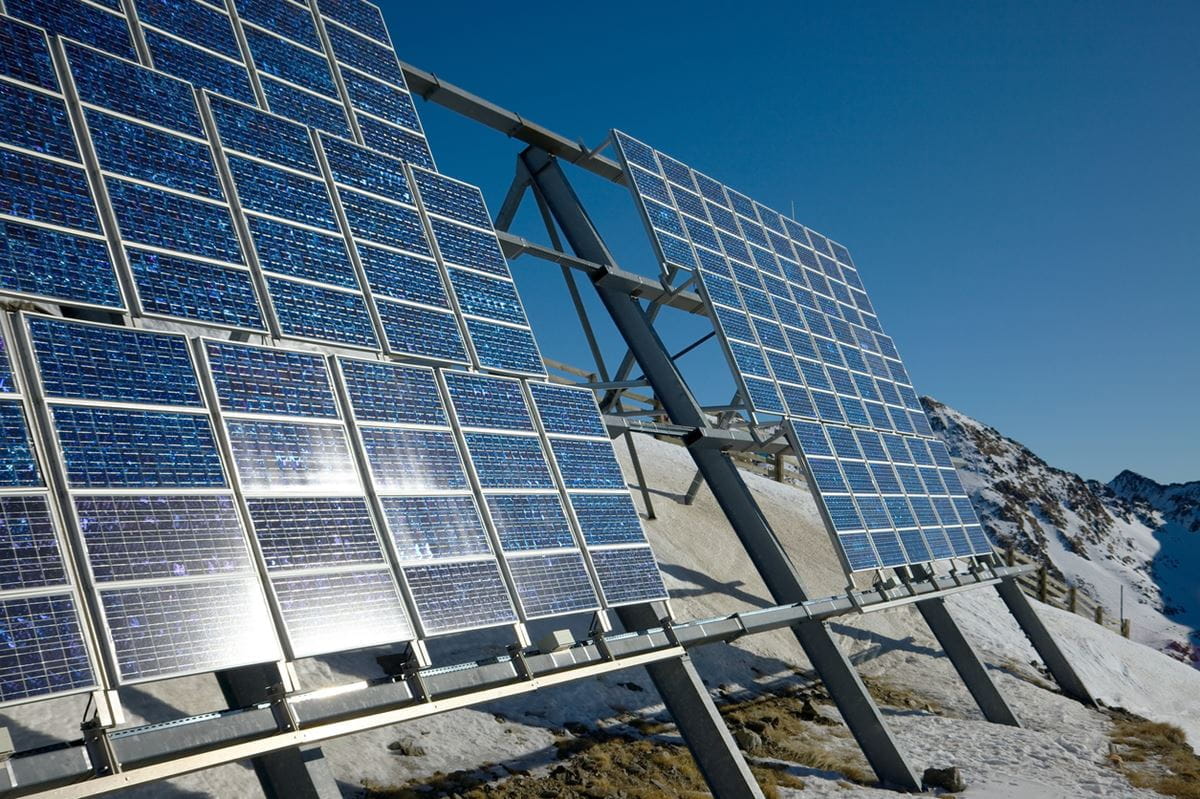 Migrol Blog: Solarkraftwerke in den Bergen | Migrol AG